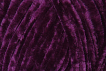 Load image into Gallery viewer, VELVET