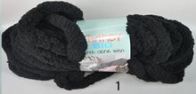 Load image into Gallery viewer, SUPER CHUNK YARN
